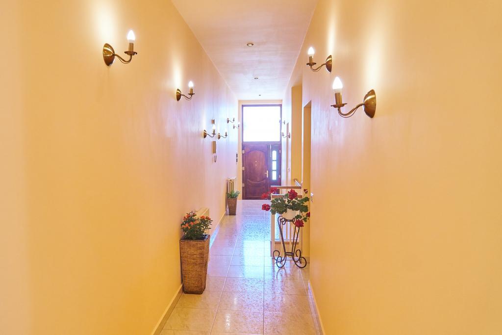 Esplanada Villa Constanţa Exteriör bild